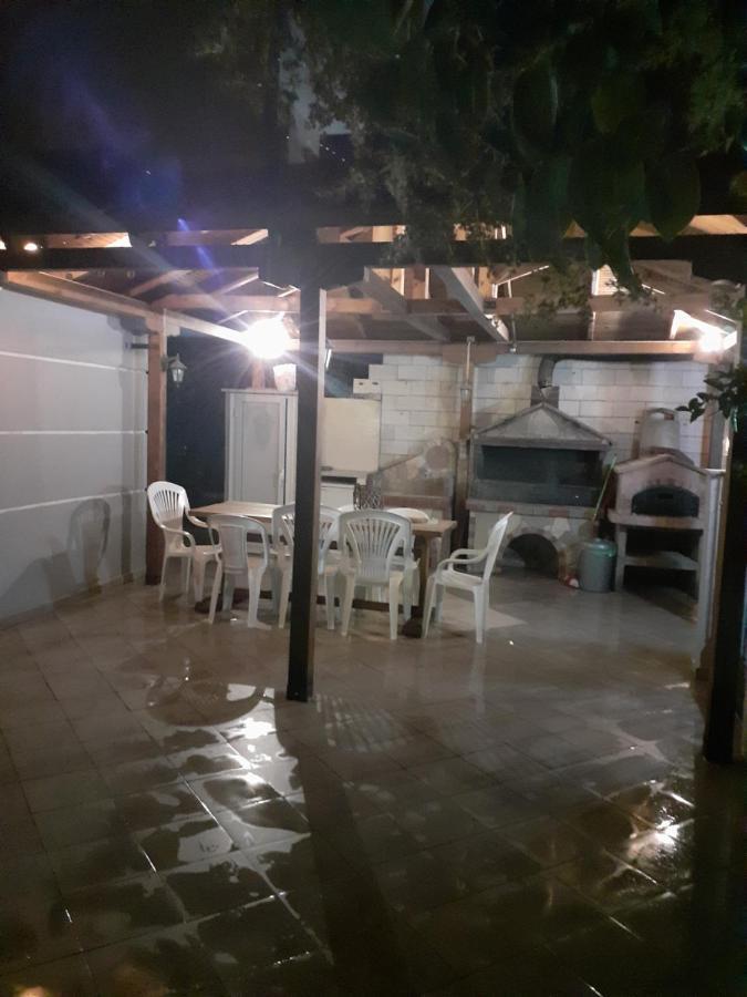 Vila Alegria Nea Iraklitsa Bagian luar foto